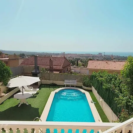 Villa Pareada Con Piscina Privada Y Con Vistas