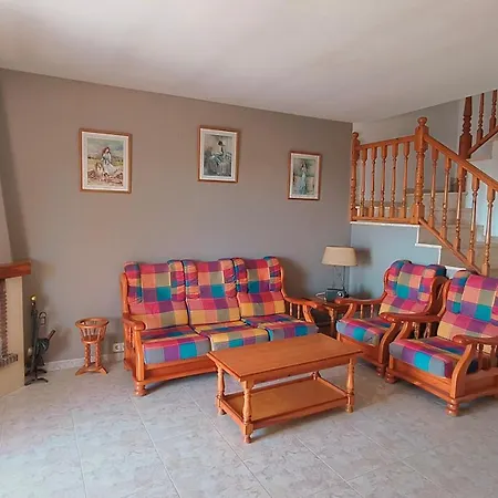 Pareada Con Piscina Privada Y Con Vistas Villa Coma-ruga
